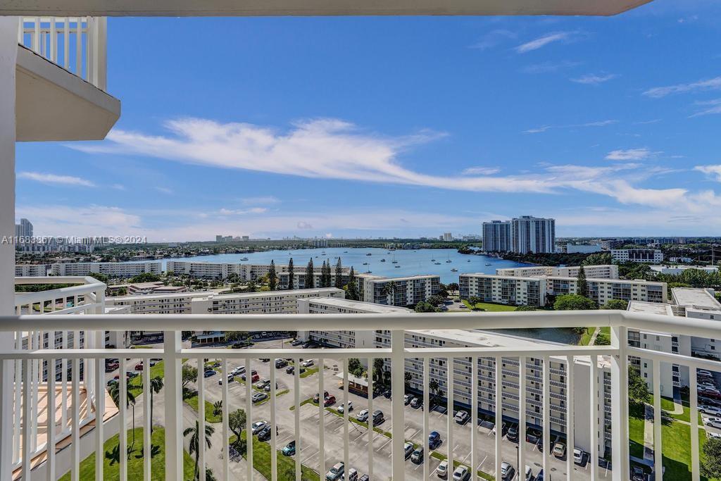 18011 Biscayne Blvd #1705, Aventura, Florida image 40