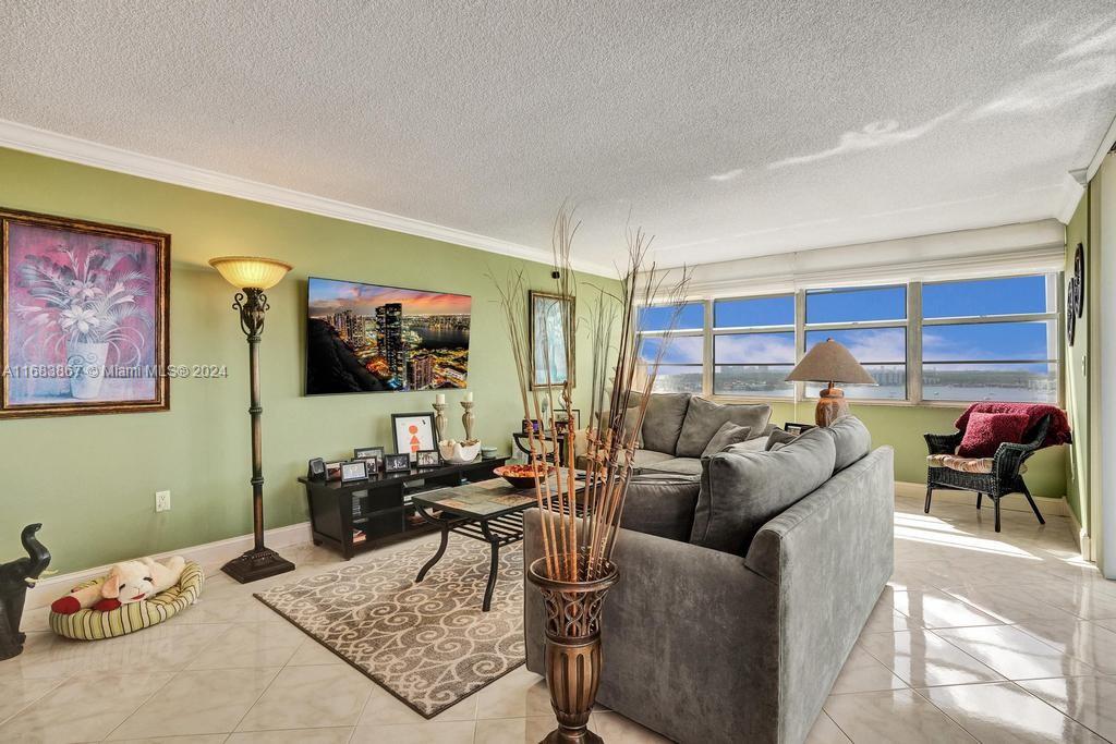 18011 Biscayne Blvd #1705, Aventura, Florida image 5