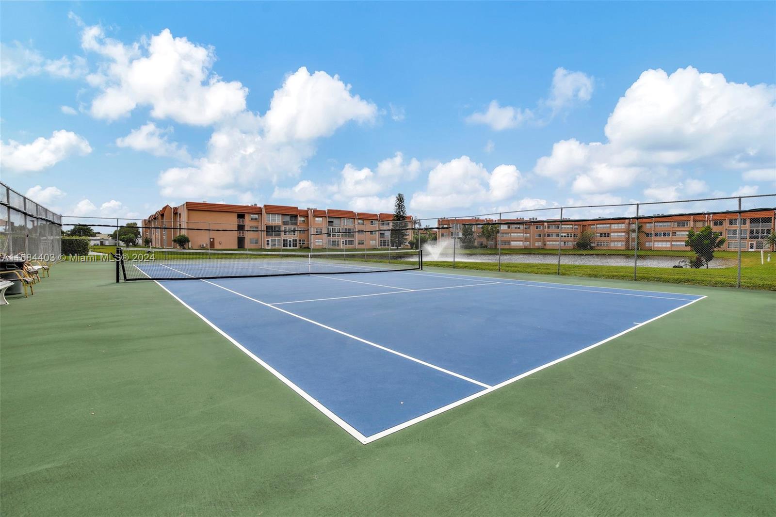 9540 Sunrise Lakes Blvd #103, Sunrise, Florida image 30