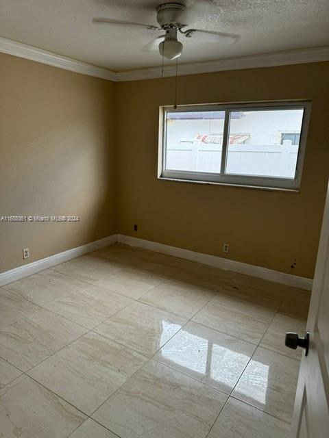 8230 SW 9th St, North Lauderdale, Florida image 12