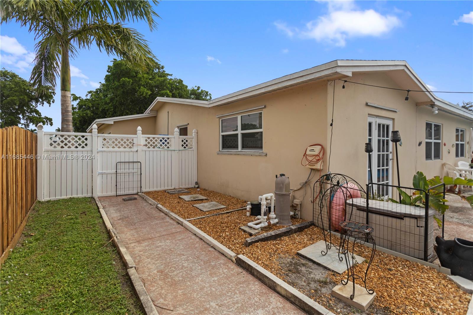 Listing Photo 5