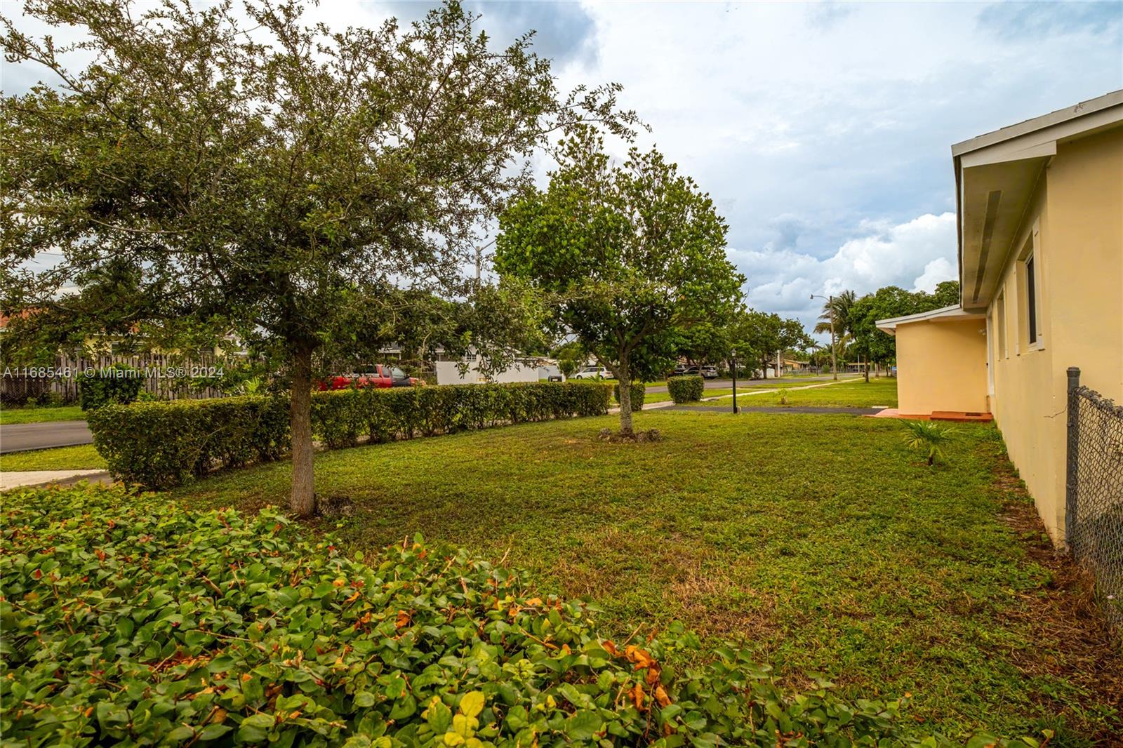 17941 NW 9th Ave, Miami Gardens, Florida image 35