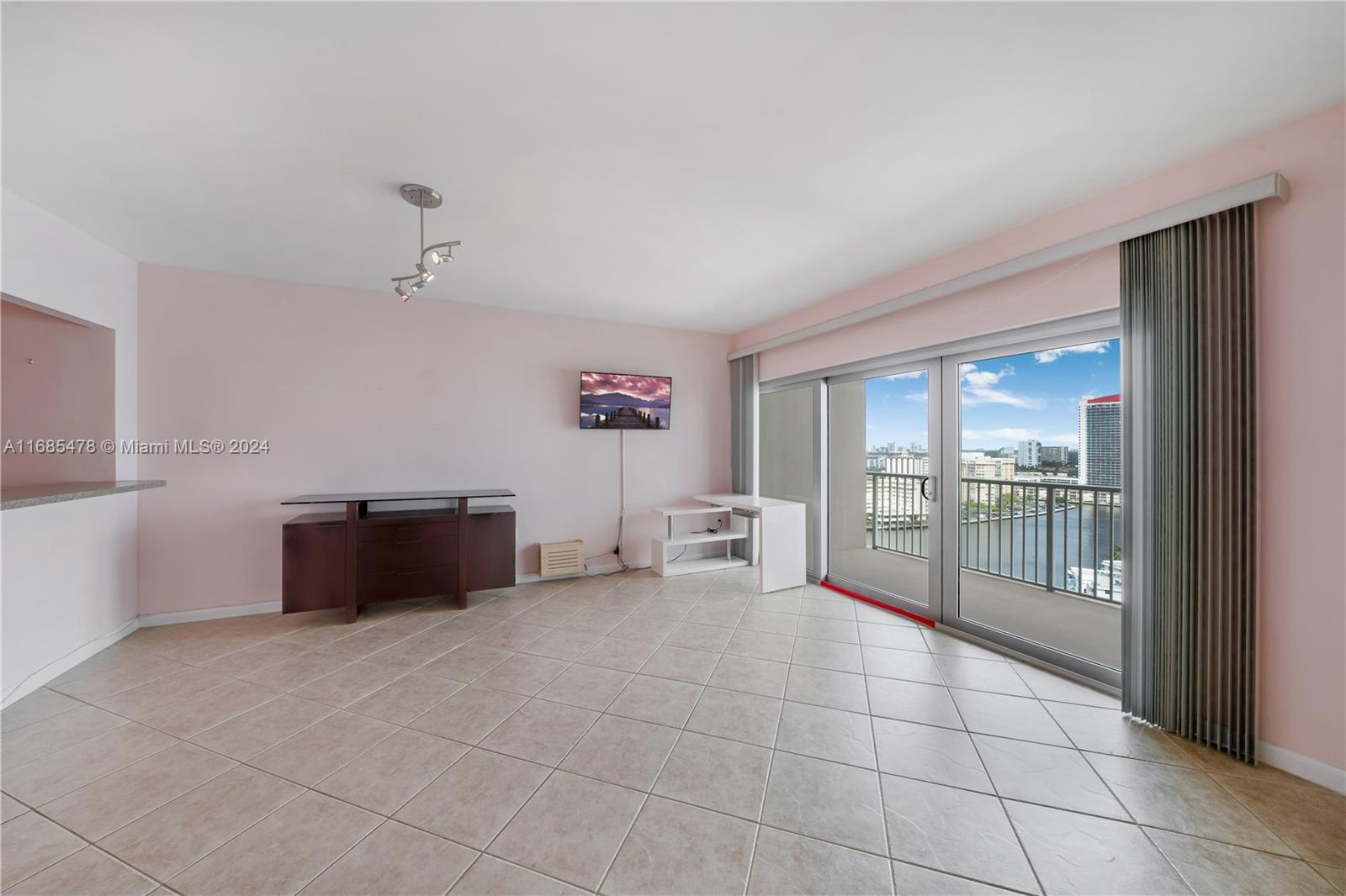 1965 S Ocean Dr #17H, Hallandale Beach, Florida image 11