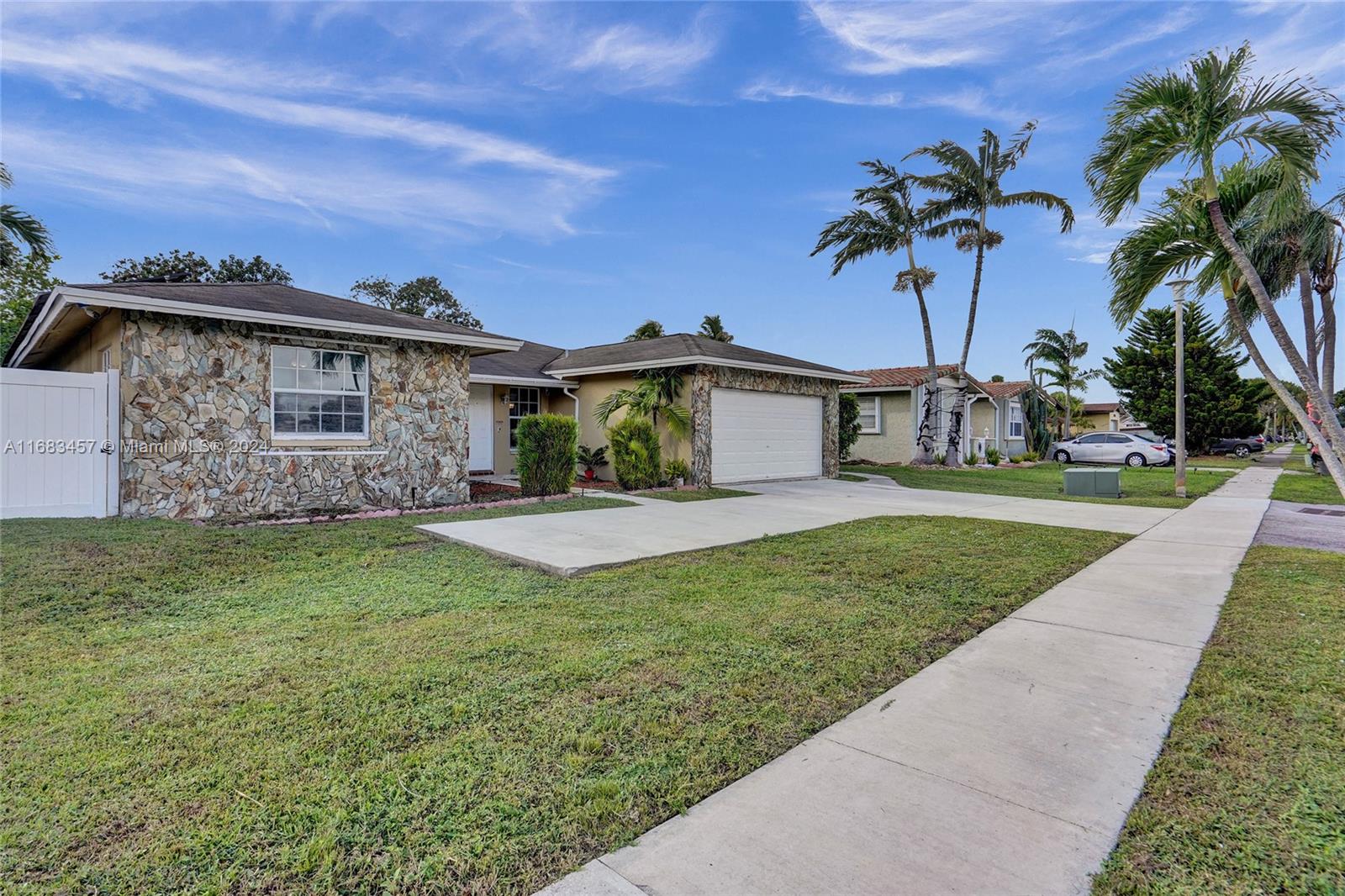 1830 NW 95th Ave, Pembroke Pines, Florida image 24