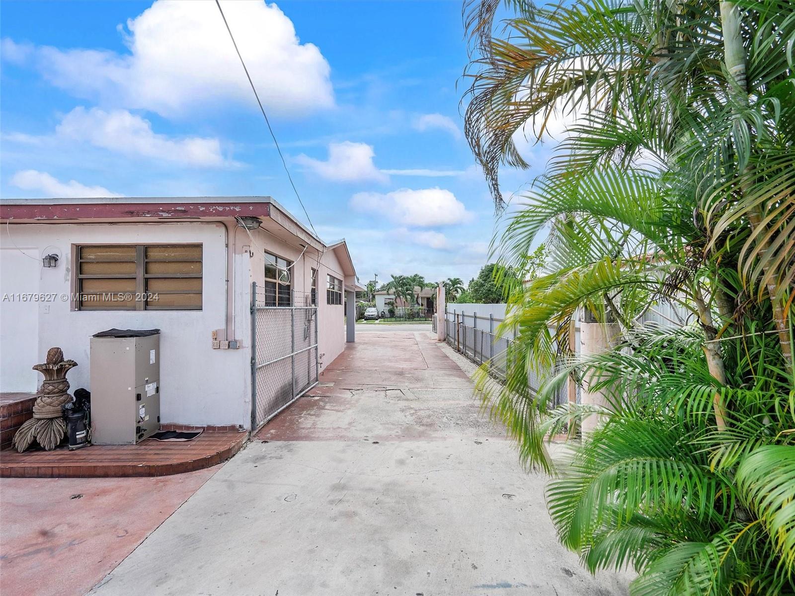 45 W 37th St, Hialeah, Florida image 11