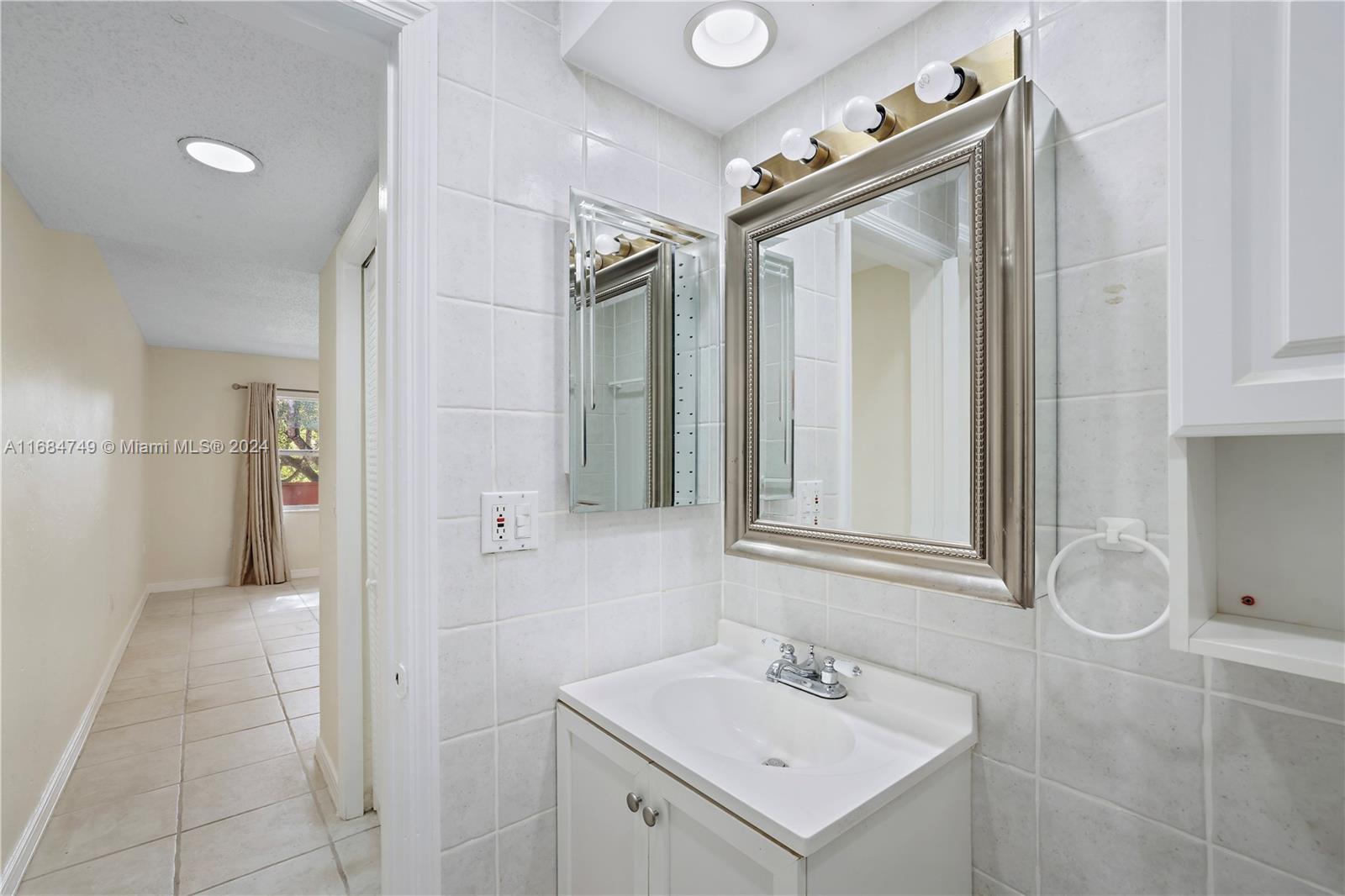 1205 Mariposa Ave #322, Coral Gables, Florida image 10