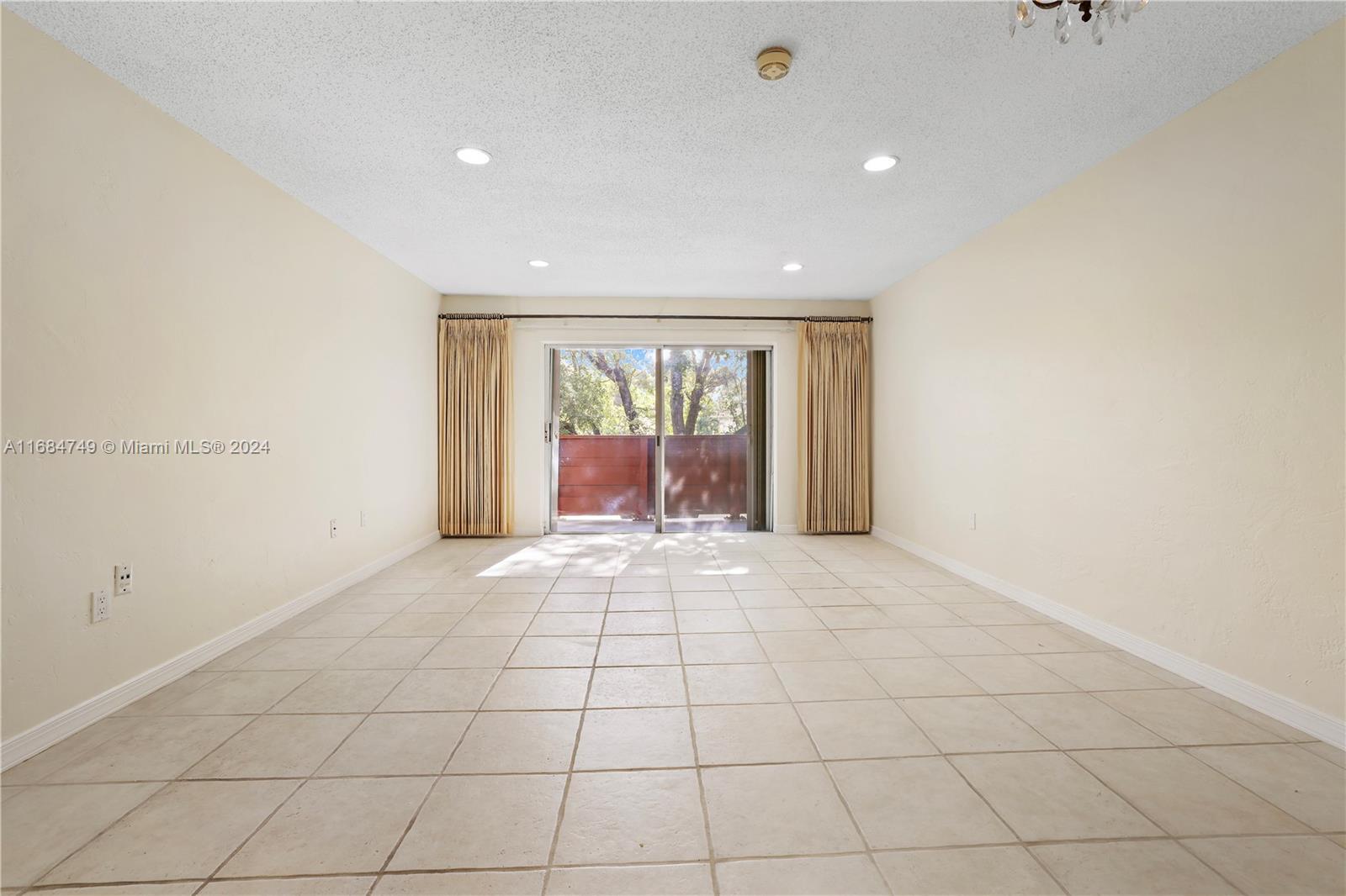 1205 Mariposa Ave #322, Coral Gables, Florida image 13