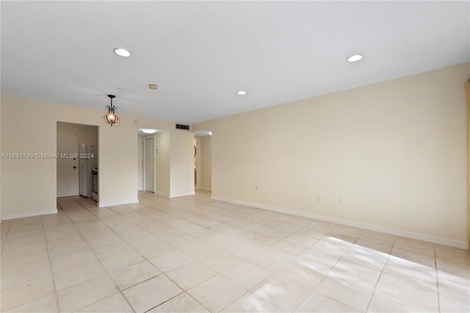 1205 Mariposa Ave #322, Coral Gables, Florida image 16