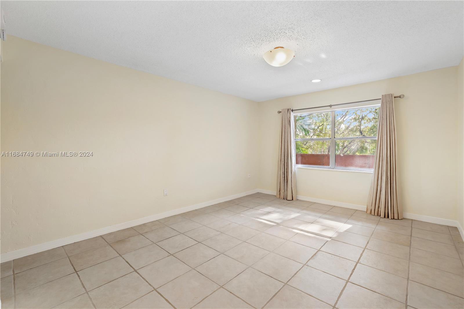 1205 Mariposa Ave #322, Coral Gables, Florida image 3