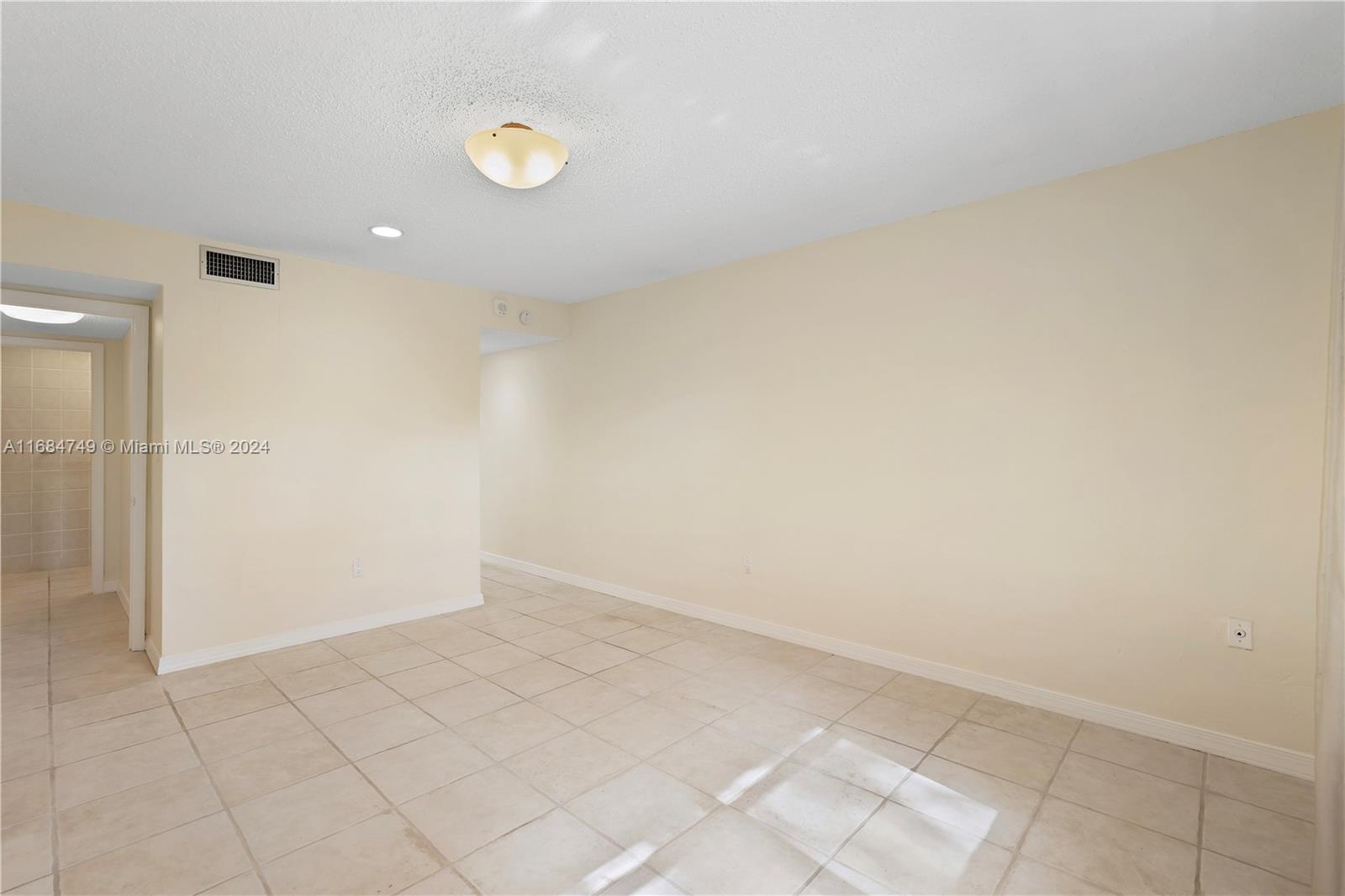 1205 Mariposa Ave #322, Coral Gables, Florida image 4