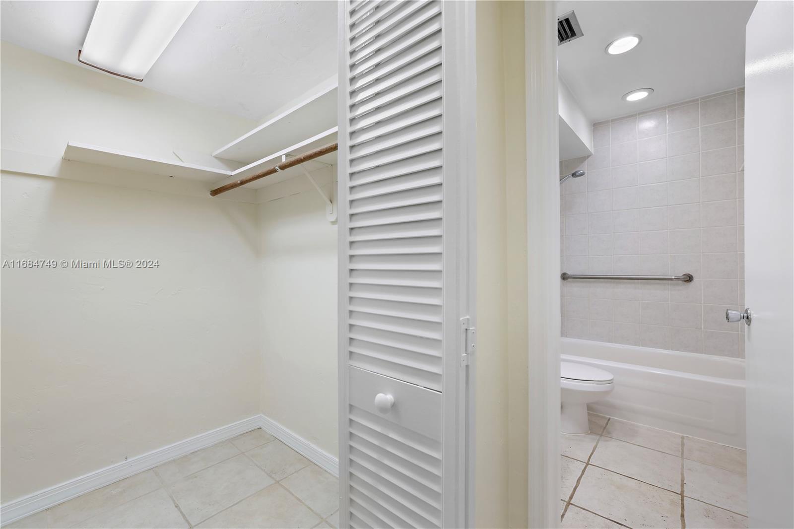 1205 Mariposa Ave #322, Coral Gables, Florida image 8