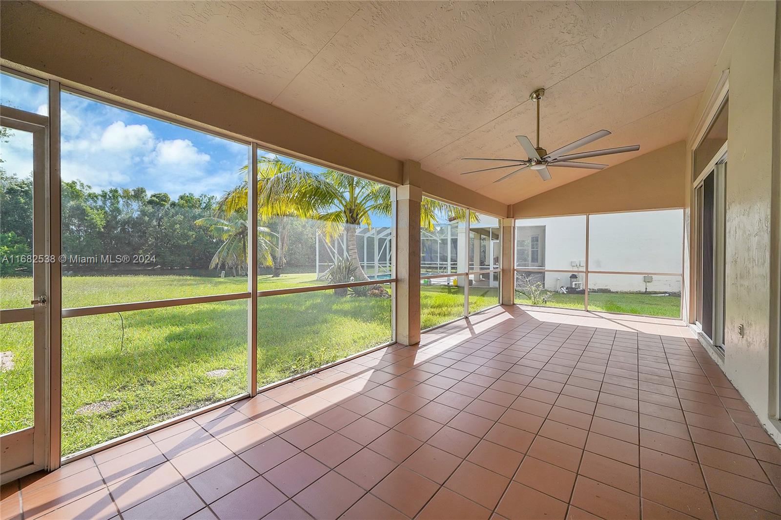 864 Verona Lake Dr, Weston, Florida image 44