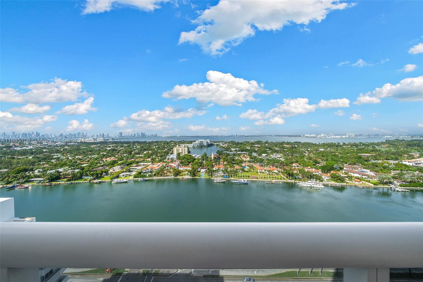 4775 Collins Ave #2506, Miami Beach FL 33140