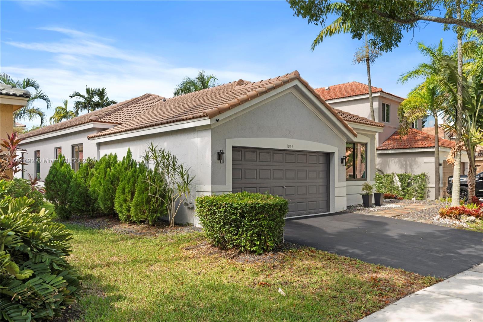 1063 Bluewood Ter, Weston, Florida image 31