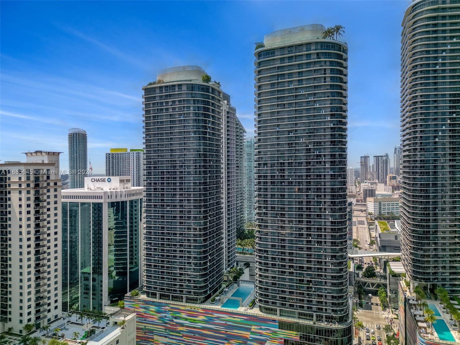 Experience the vibrant Brickell lifestyle in this spacious and luxurious corner unit featuring 2 bedrooms and 2 bathrooms, fully furnished for your convenience, located in the Brickell Heights West Tower. This remarkable property offers an unbeatable location in the heart of Brickell. Brickell Heights provides an array of incredible amenities, including a stunning pool terrace with three pools, a high-performance fitness studio, and much more. Enjoy exclusive access to a rooftop pool deck with breathtaking views of Brickell, Biscayne Bay, and the Miami skyline. Conveniently situated within walking distance to grocery stores, shopping, and a variety of restaurants, this bright and airy condo features a large balcony that showcases excellent views of the Brickell area and Miami skyline.