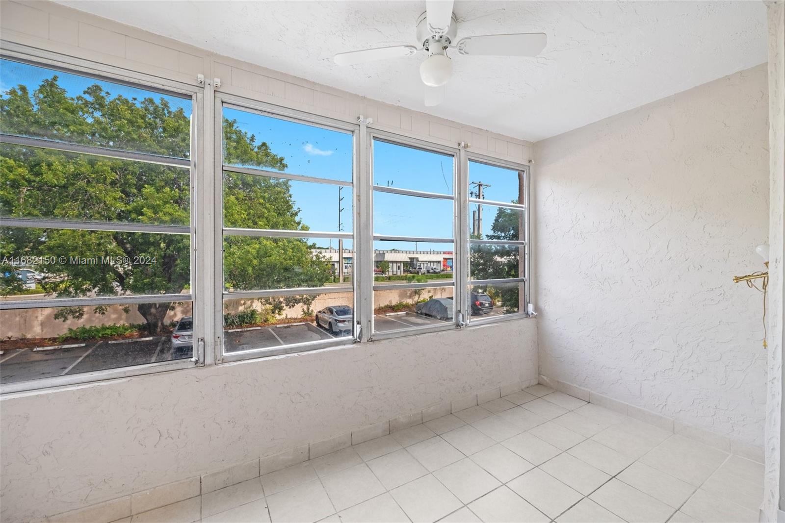 2840 Somerset Drive #216M, Lauderdale Lakes, Florida image 15