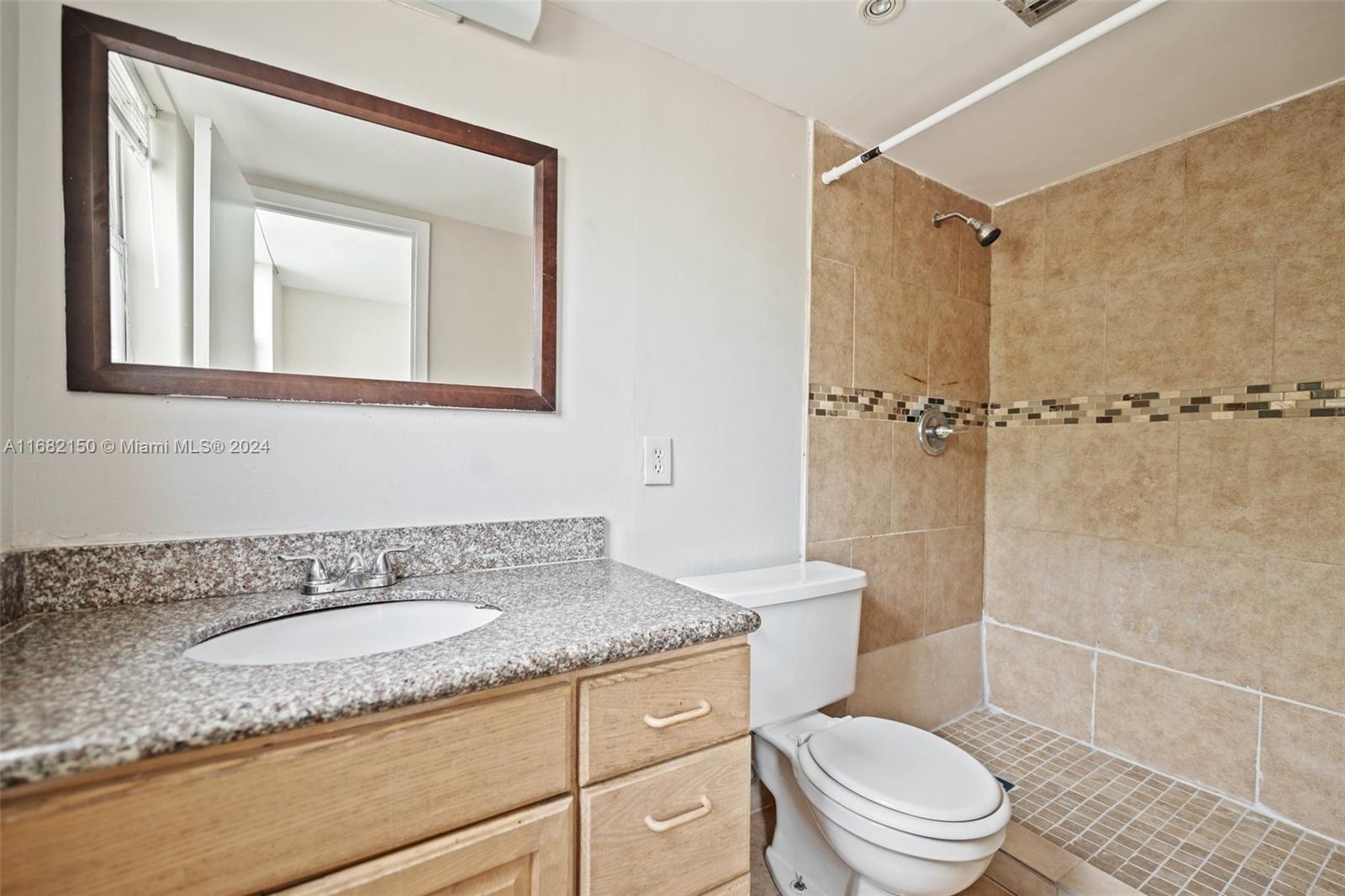 2840 Somerset Drive #216M, Lauderdale Lakes, Florida image 31