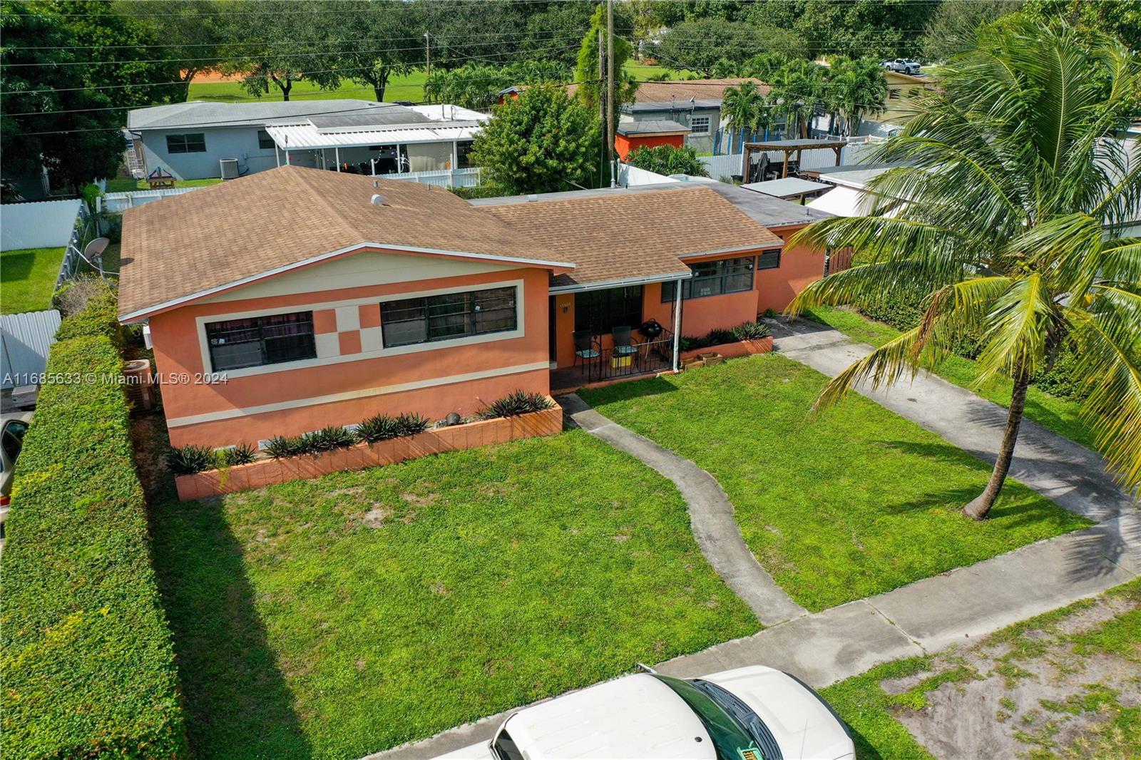 17800 NW 14th Pl, Miami Gardens, Florida image 2