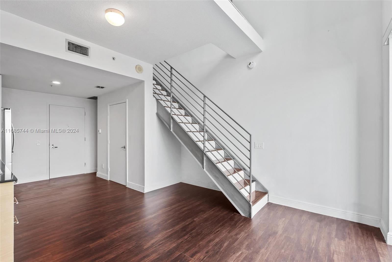 60 SW 13th St #3007, Miami FL 33130