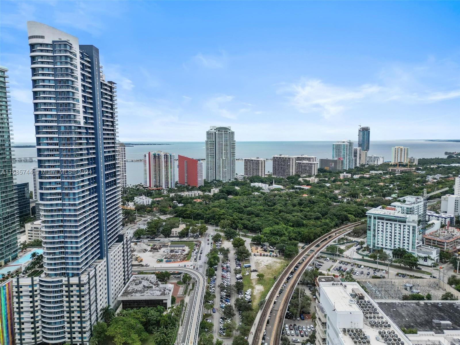 60 SW 13th St #3007, Miami FL 33130