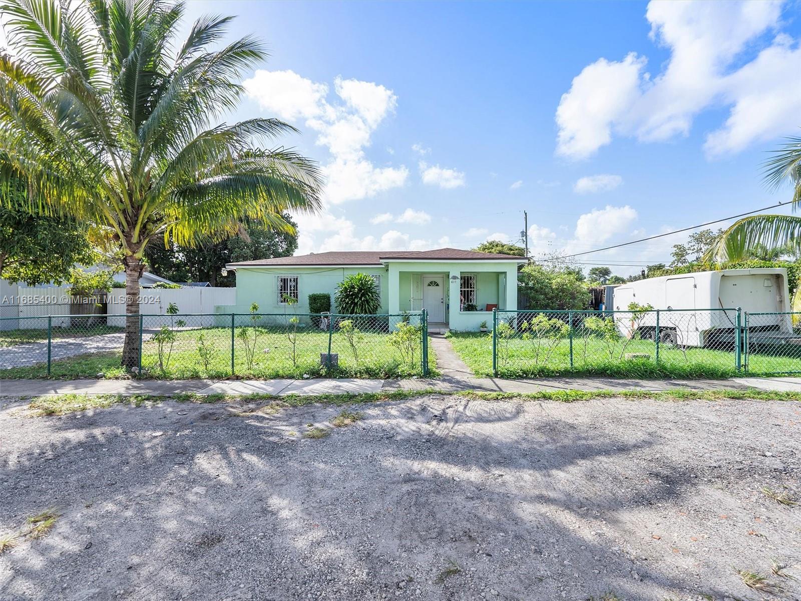 710 E 39th St, Hialeah, Florida image 1