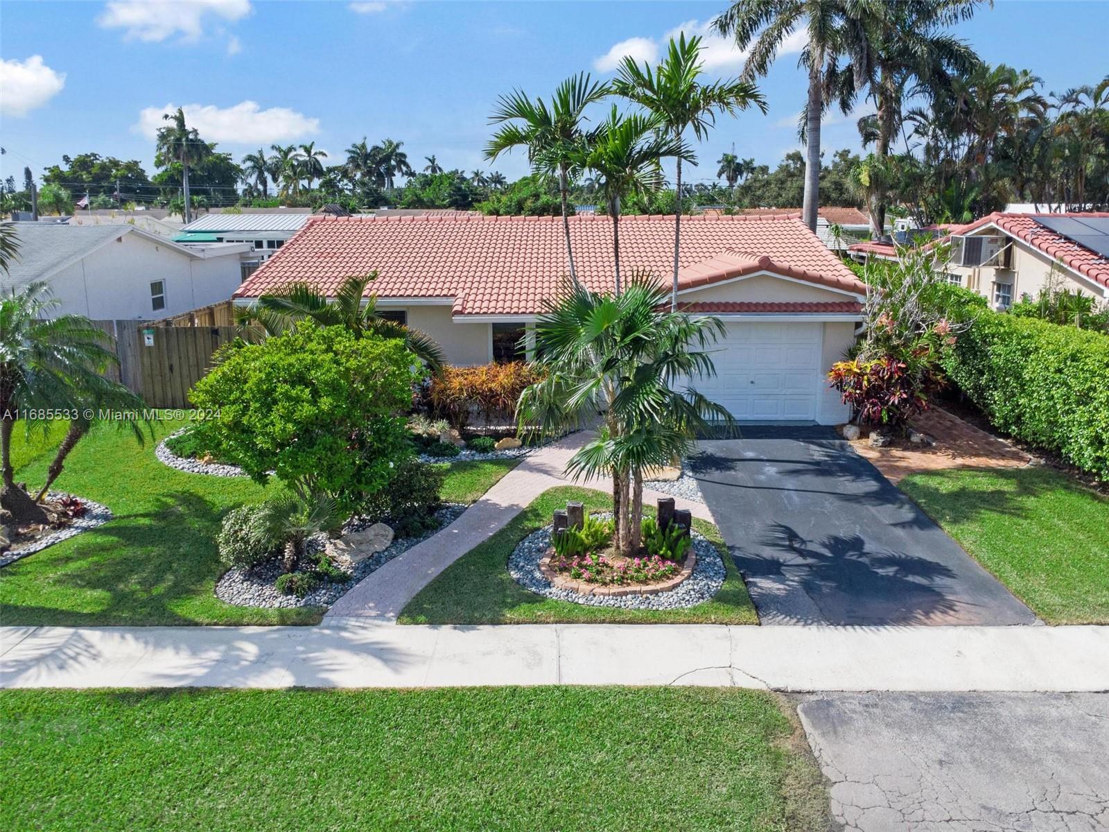 Residential, Dania Beach, Florida image 4