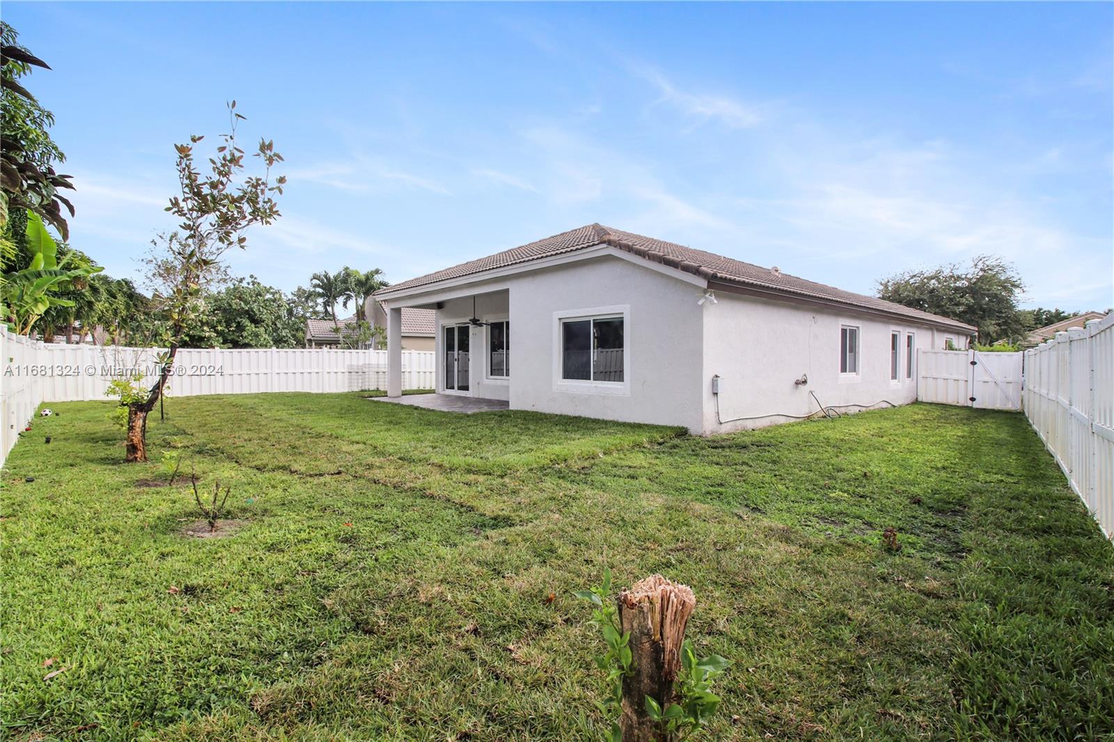 Listing Photo 23