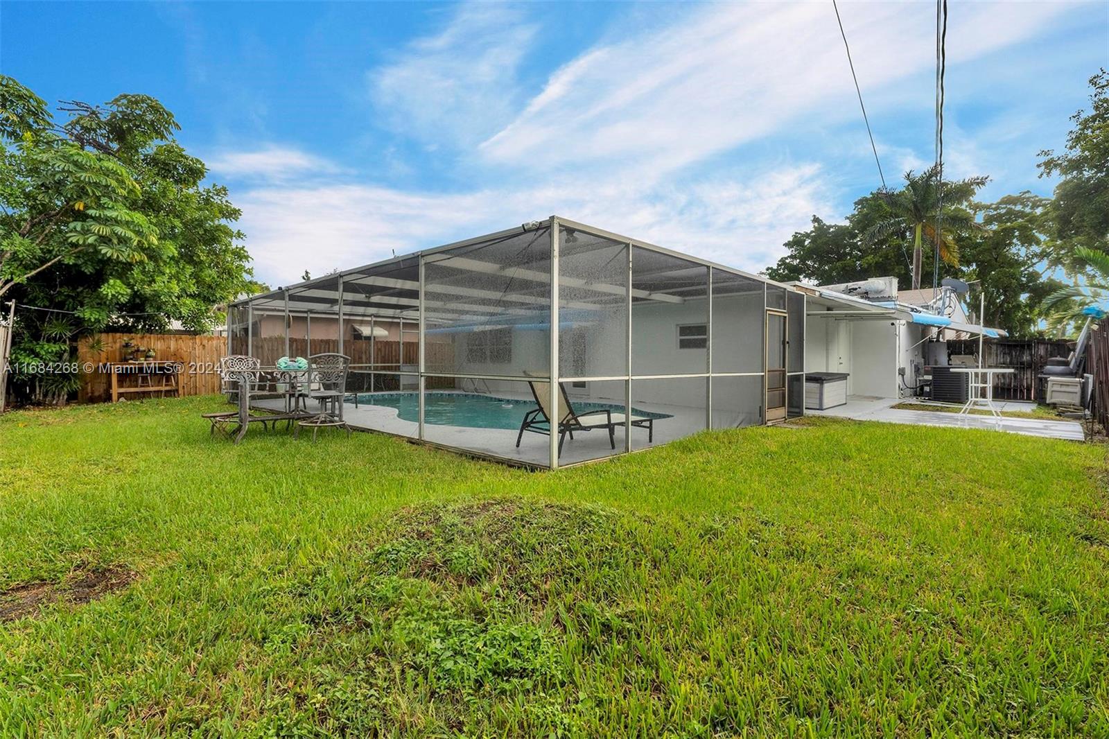 1623 Wiley St, Hollywood, Florida image 33