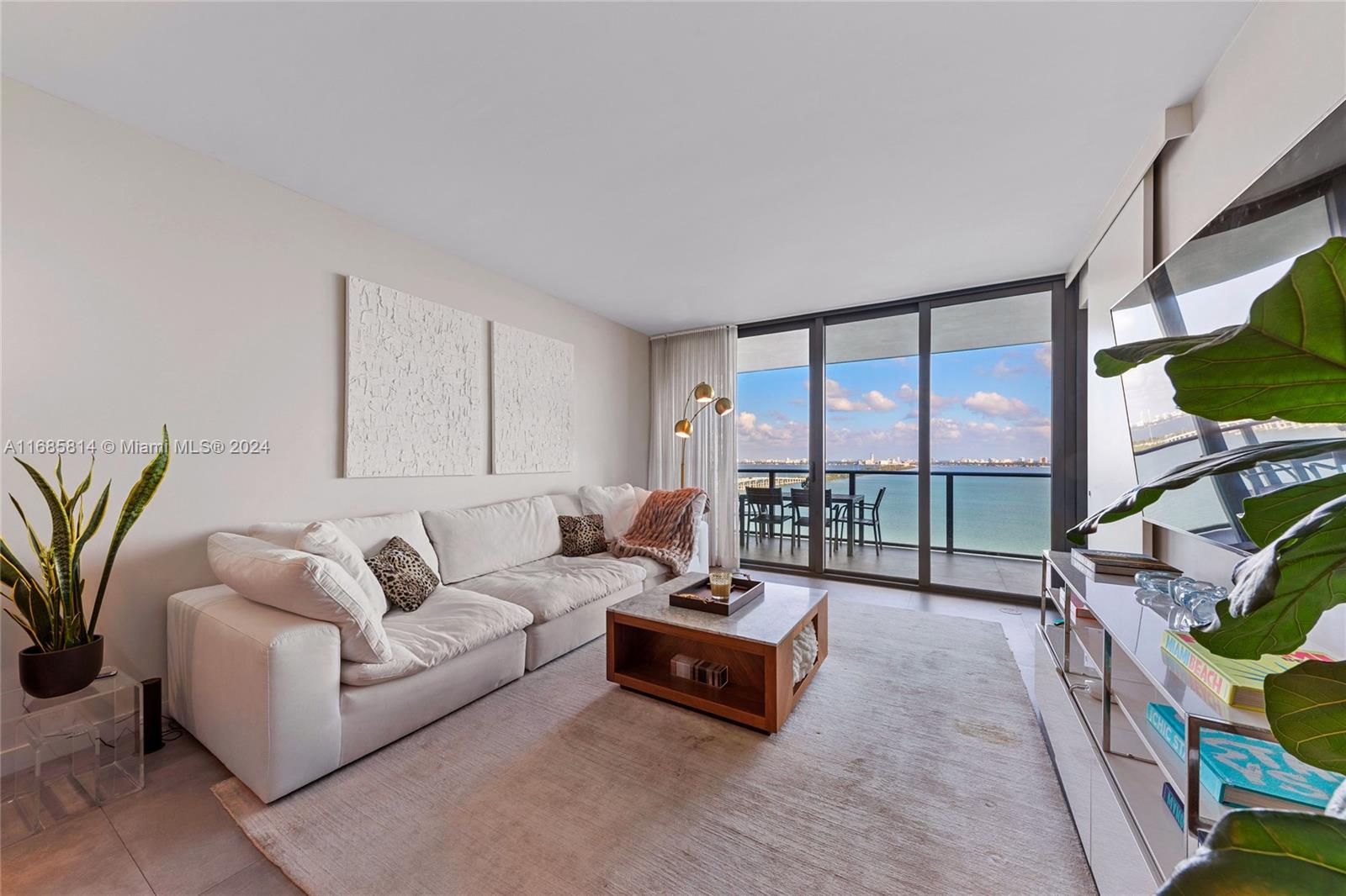 3131 NE 7th Ave #2005, Miami FL 33137