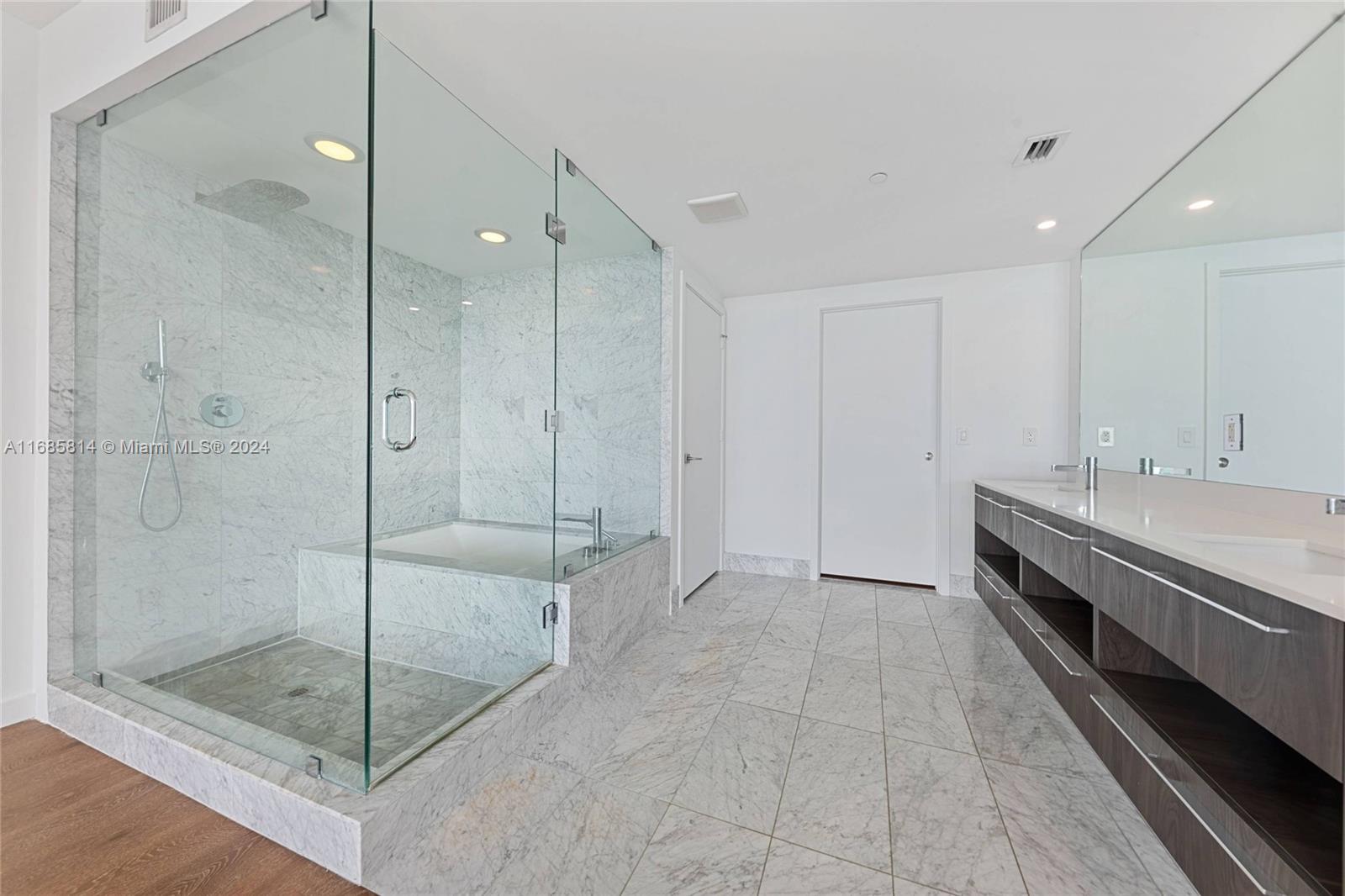 3131 NE 7th Ave #2005, Miami FL 33137