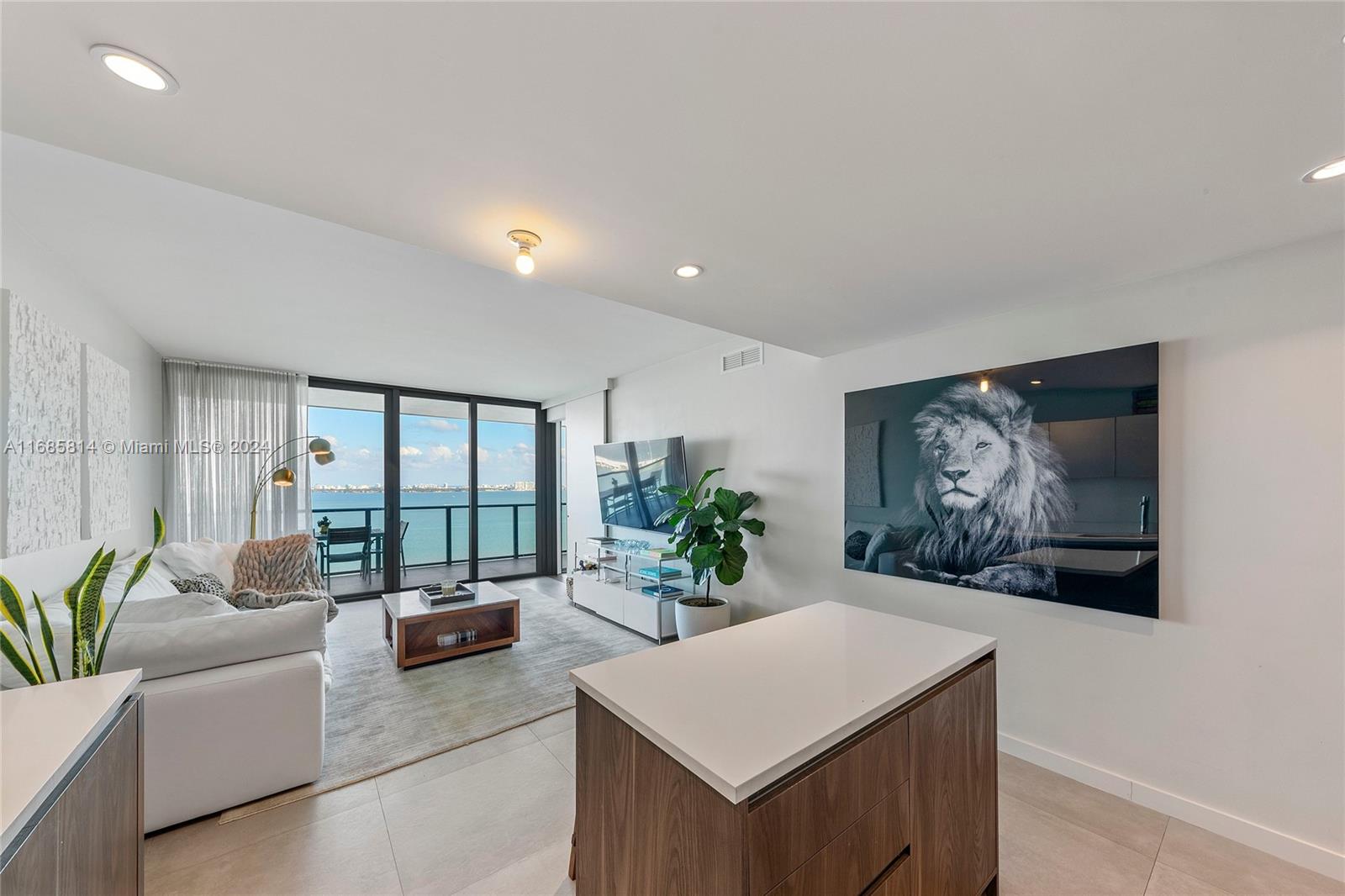 3131 NE 7th Ave #2005, Miami FL 33137