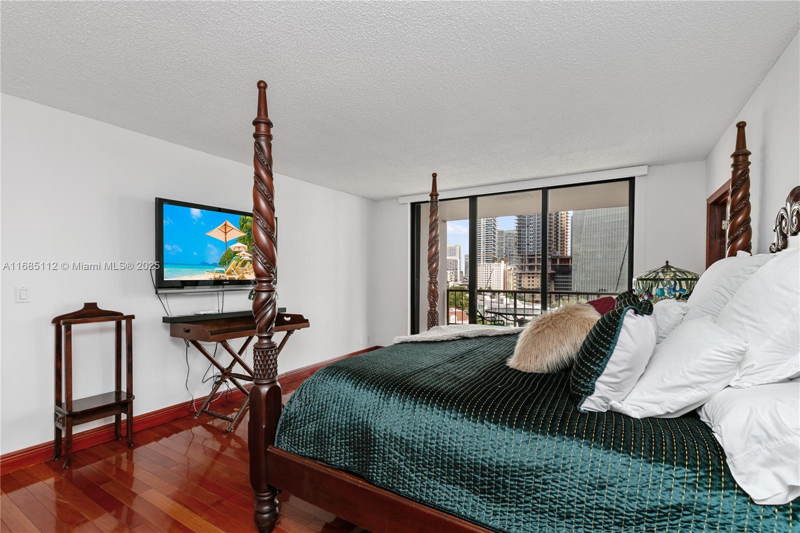 1581 Brickell Ave #703, Miami FL 33129
