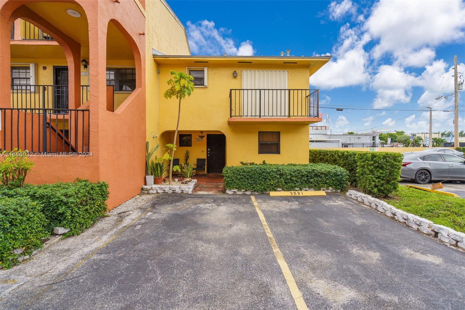 5061 W 12th Ln, Hialeah, Florida image 5