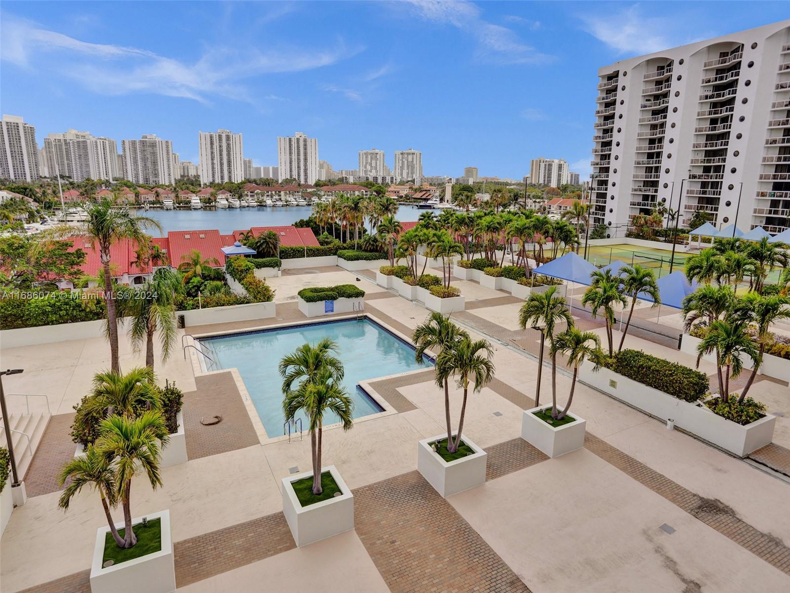 3610 Yacht Club Dr #605, Aventura, Florida image 13