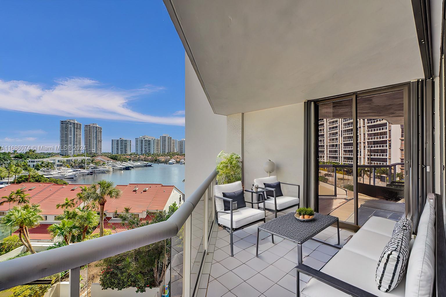 3610 Yacht Club Dr #605, Aventura, Florida image 2