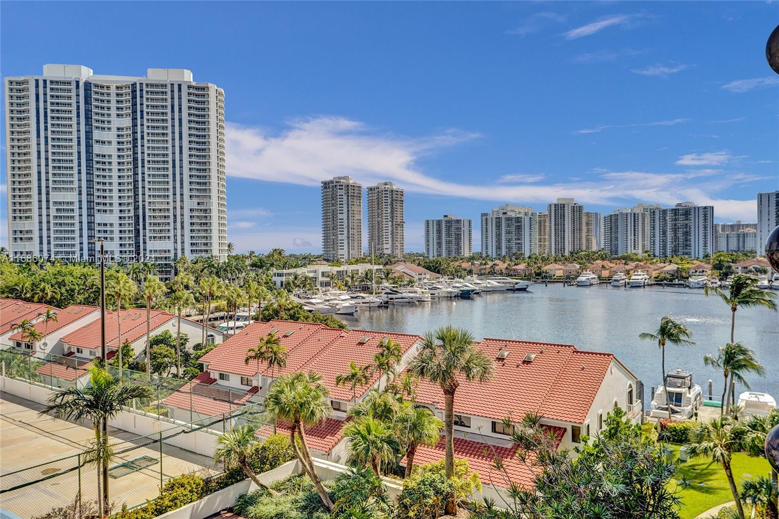 3610 Yacht Club Dr #605, Aventura, Florida image 27