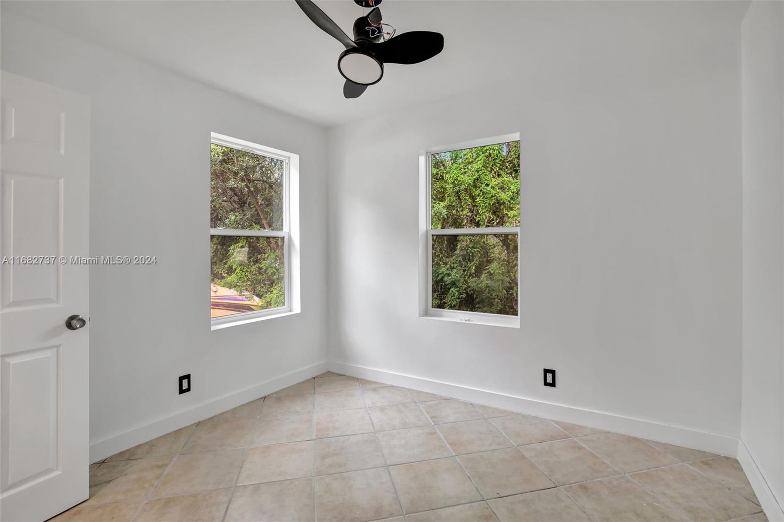 4381 SW 51st St, Dania Beach, Florida image 29