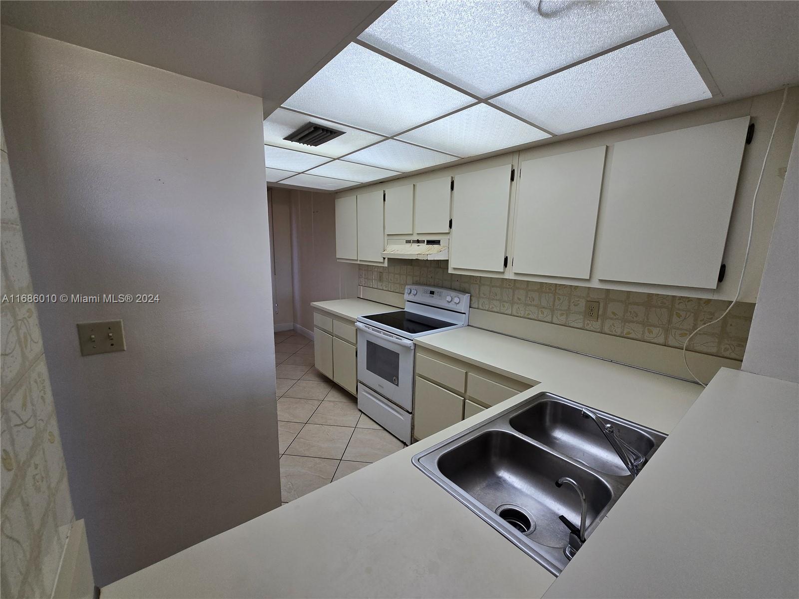 2801 SW 87th Ave #1009, Davie, Florida image 2