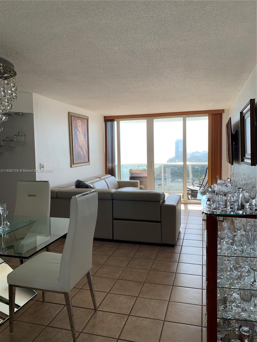 3140 S Ocean Dr #2303, Hallandale Beach, Florida image 11