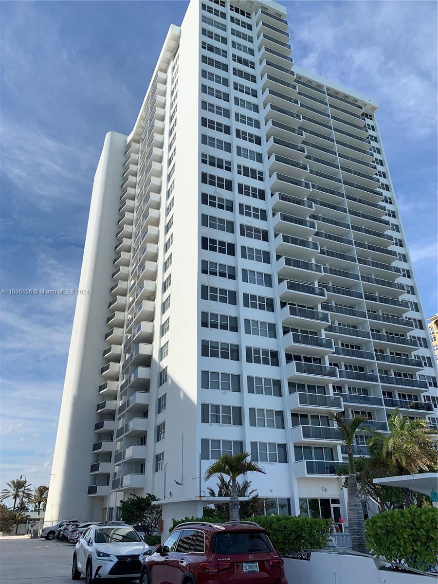 3140 S Ocean Dr #2303, Hallandale Beach, Florida image 25