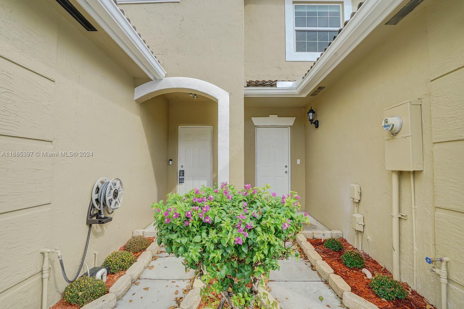 359 SW 122nd Ave #359, Pembroke Pines, Florida image 1