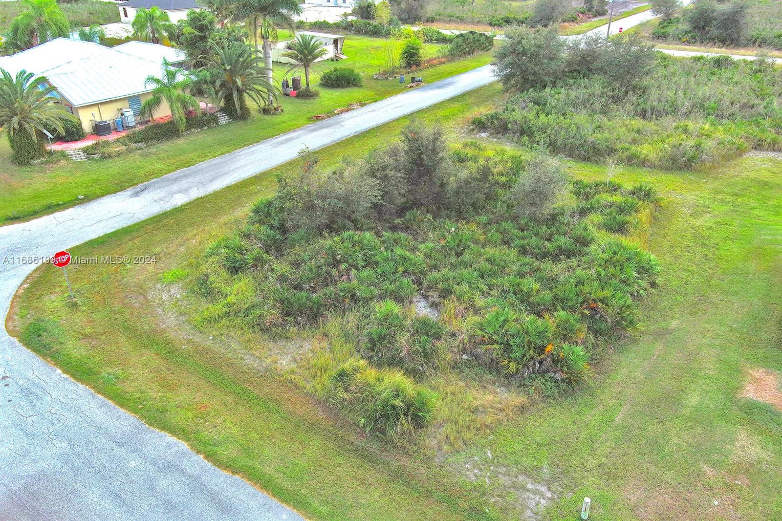 2701 72nd St W, Lehigh Acres, Florida image 11