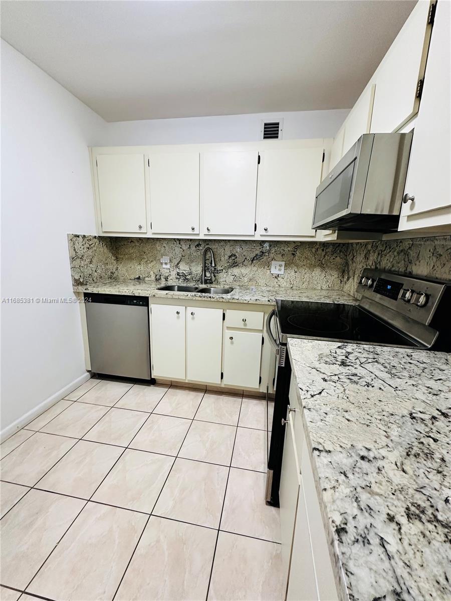 551 SW 135th Ave #206B, Pembroke Pines, Florida image 29