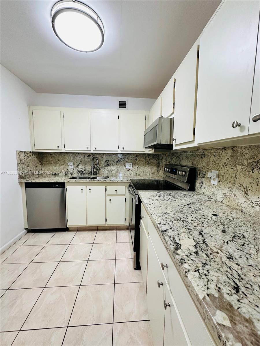 551 SW 135th Ave #206B, Pembroke Pines, Florida image 30