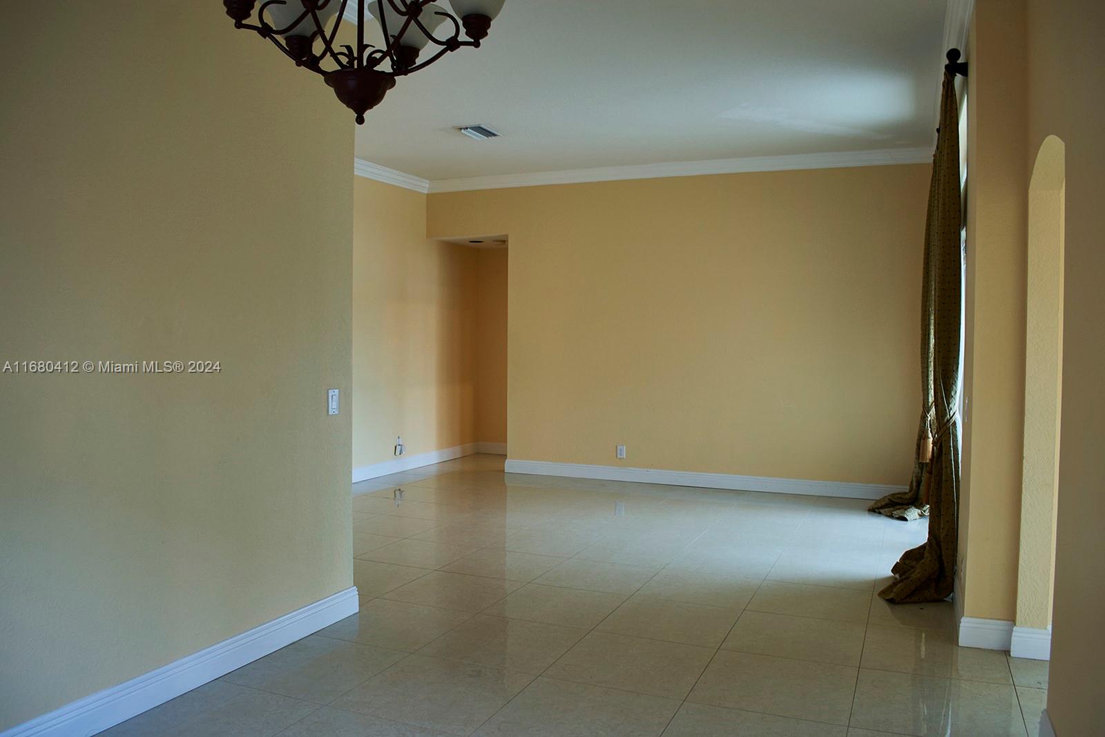 1380 Meadows Blvd, Weston, Florida image 9