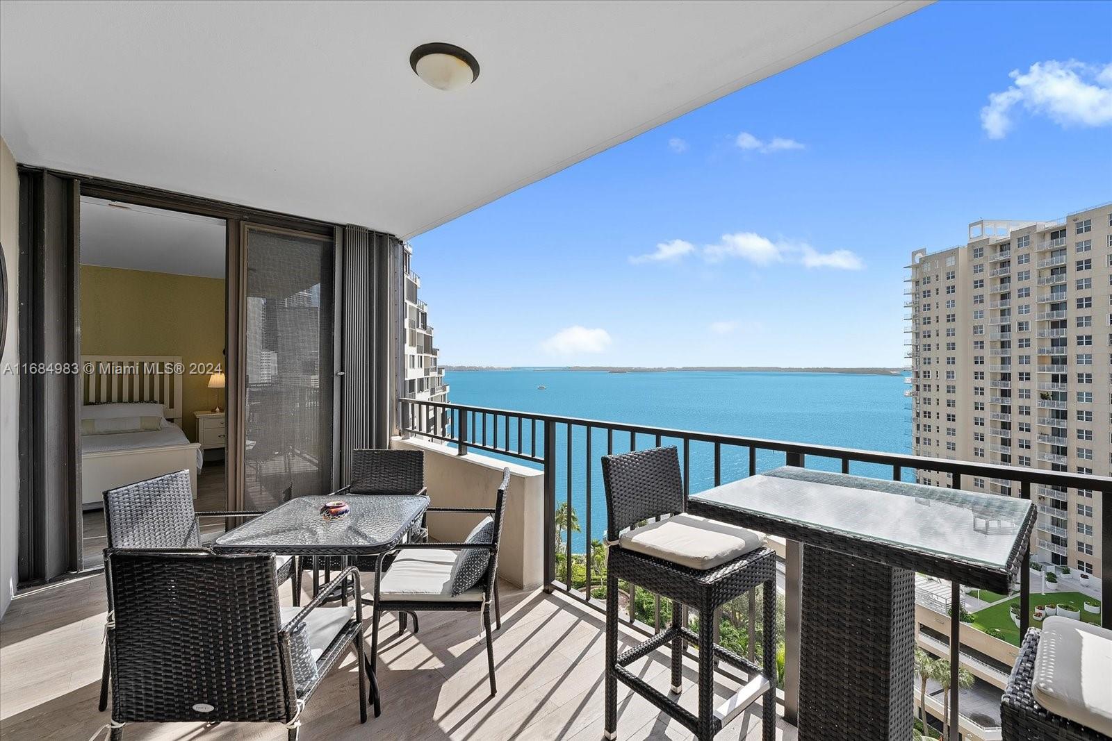 A spectacular unit featuring 2 bedrooms and 2 full baths, with a gorgeous water view from the Master bedroom and from the open balcony! This unit was completely renovated and it’s ready to move in! That's a unique opportunity to live on a desirable island and at the same time, be walking distance from the best restaurants, shops and all the entertainment that Miami can offer!! Thats a MUST SEE!