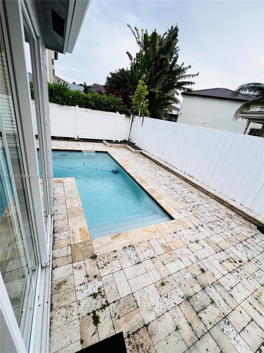 15052 SW 18th St, Miramar, Florida image 35