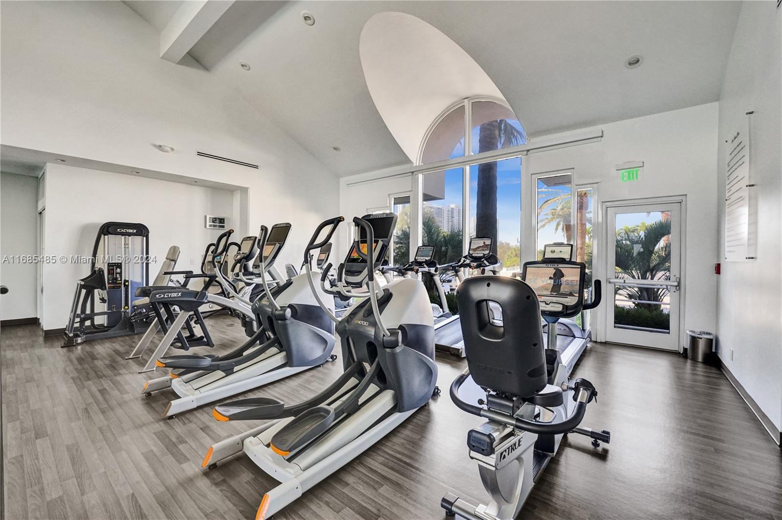 3801 NE 207th St #2603, Aventura FL 33180