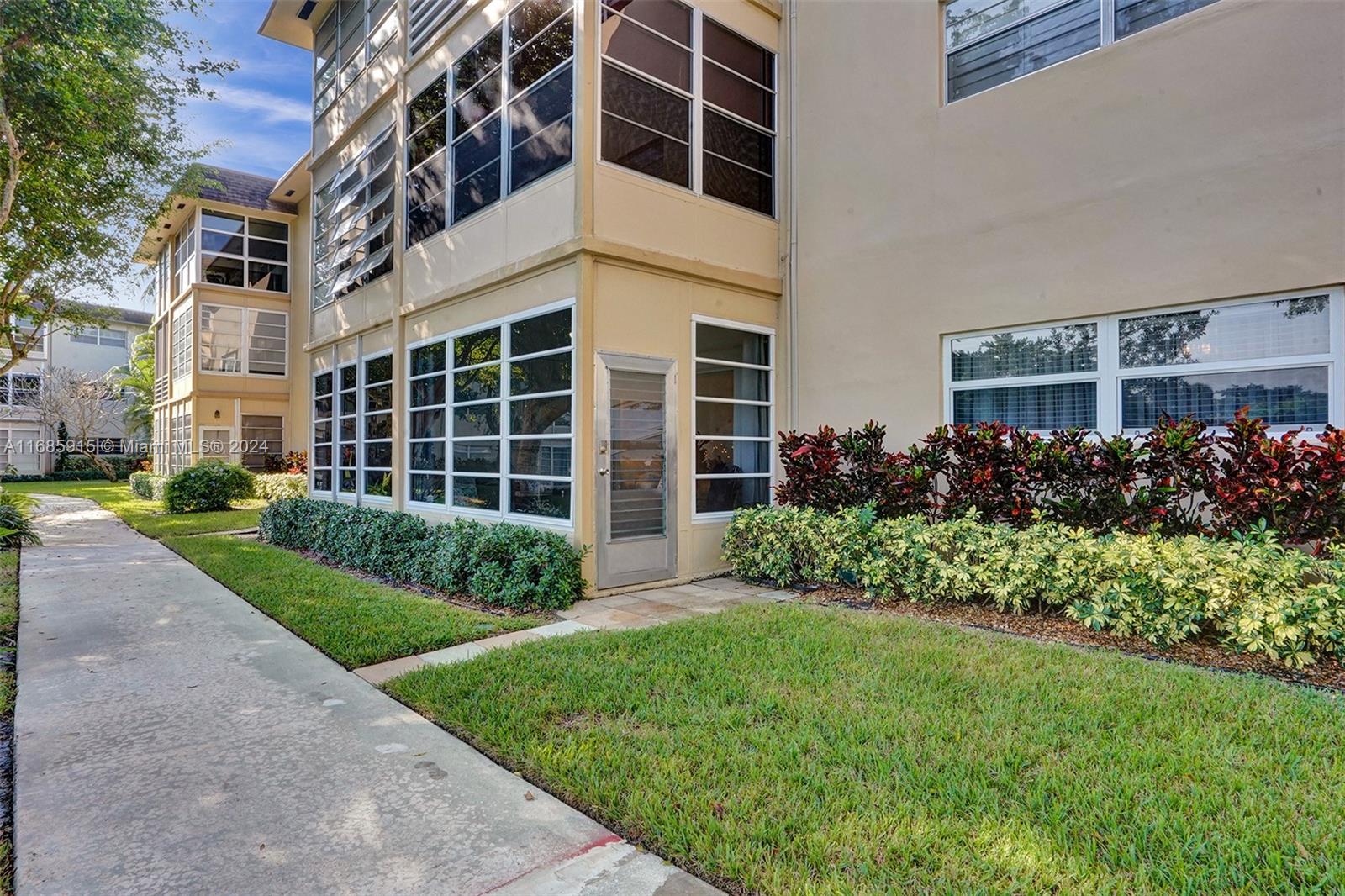 3530 NW 52nd Ave #409, Lauderdale Lakes, Florida image 28