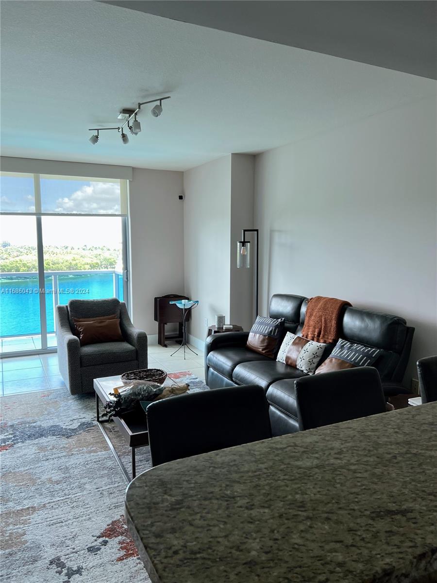 2641 N Flamingo Rd #802N, Sunrise, Florida image 10